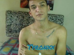 Tyronxx